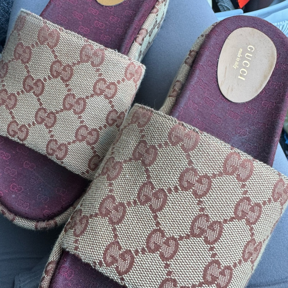 Gucci slides worn once
